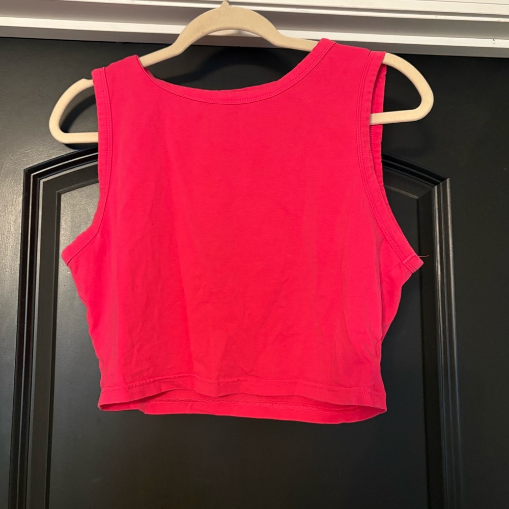 Women's Hot Pink Crop Tank Top - Size XL